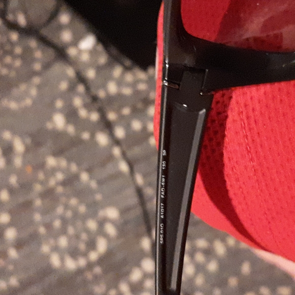 Prada mens sunglasses - Picture 4 of 4